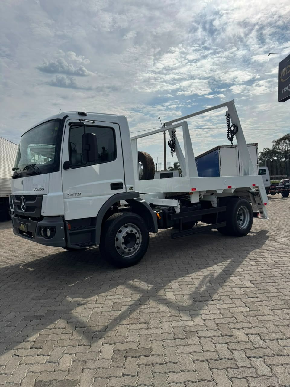 Mb Atego 1419 Poliguindaste Simples  — foto 5