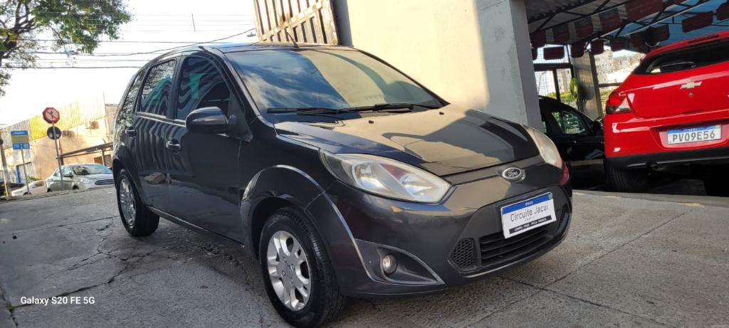 Fiesta 1.6 Flex 4 portas completo — foto 10