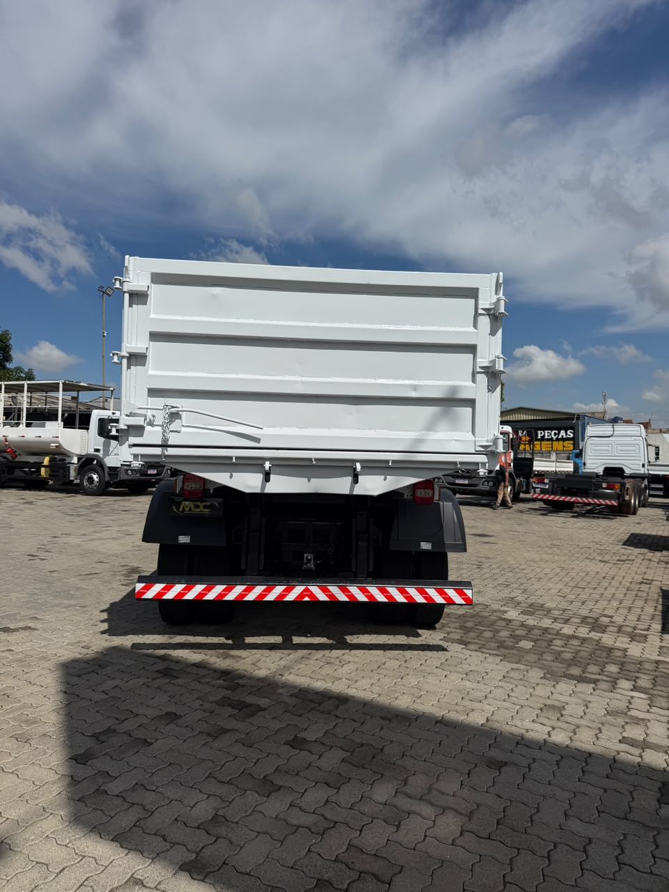 Vw 24-260 Caçamba  — foto 5