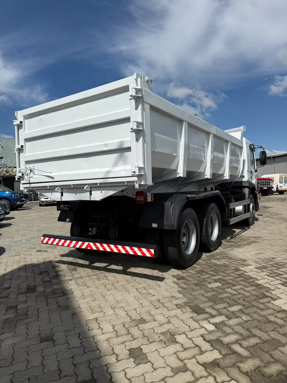 Vw 24-260 Caçamba  — foto 4