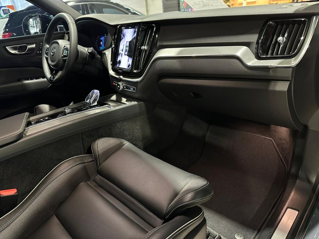 XC 60 T-8 Ultim.Dark 2.0 AWD (Híbrido) — foto 17