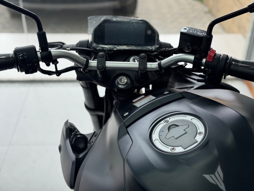 MT-03 CONNECTED 321cc ABS — foto 8