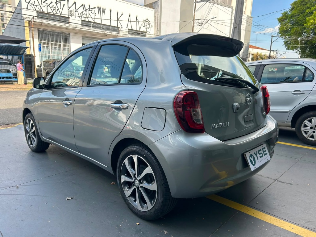 MARCH SL 1.6 16V Flex Fuel 5p — foto 5