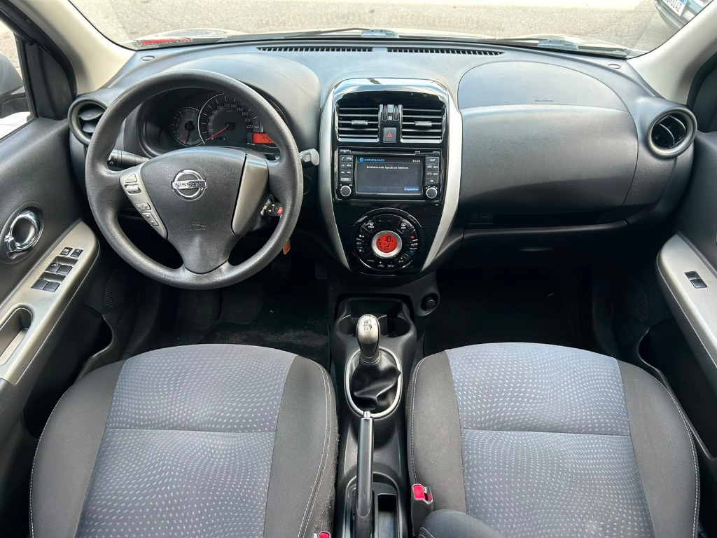 MARCH SL 1.6 16V Flex Fuel 5p — foto 10