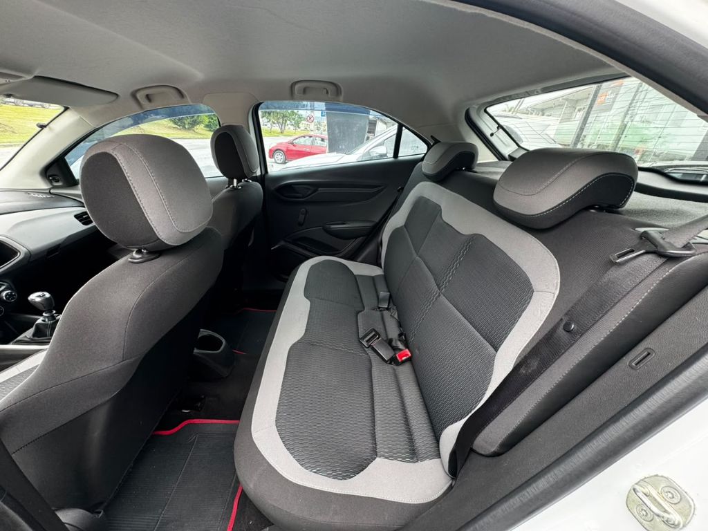 ONIX HATCH SELEÇÃO 1.0 8V Flex 5p Mec. — foto 10