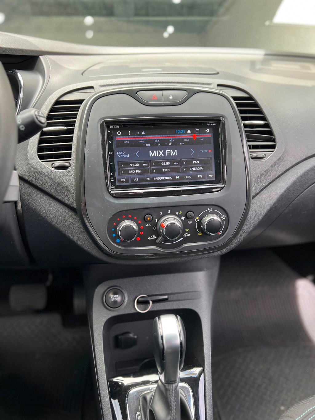 CAPTUR Life 1.6 16V Flex 5p Aut. — foto 21