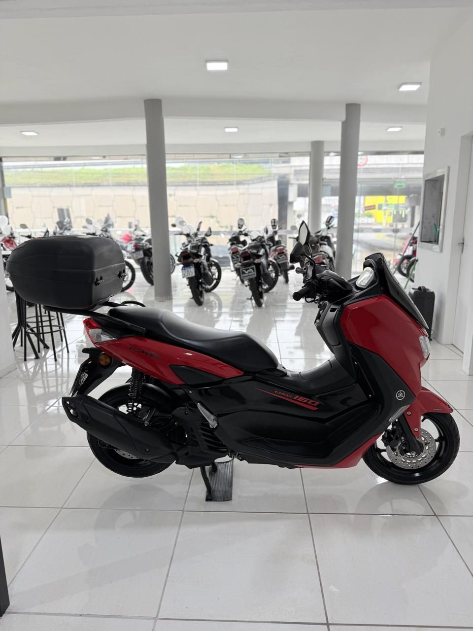 NMAX Connected 160 ABS — foto 3