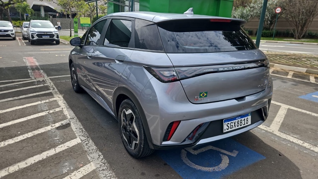 Dolphin EV (Elétrico) — foto 2
