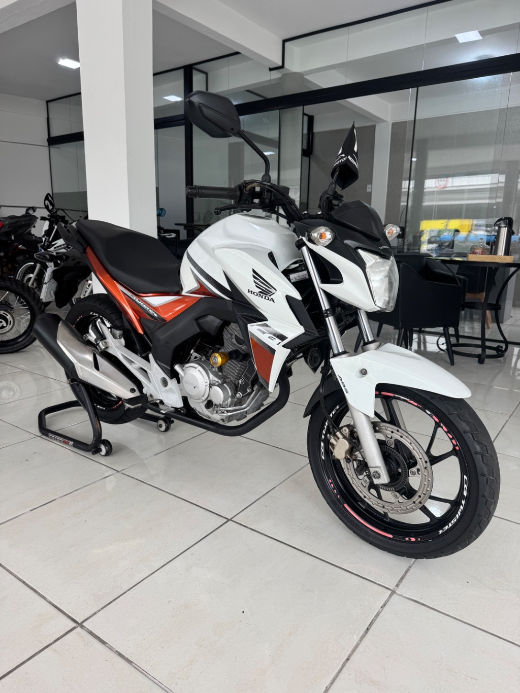 CB 250 TWISTER/FLEXONE — foto 1