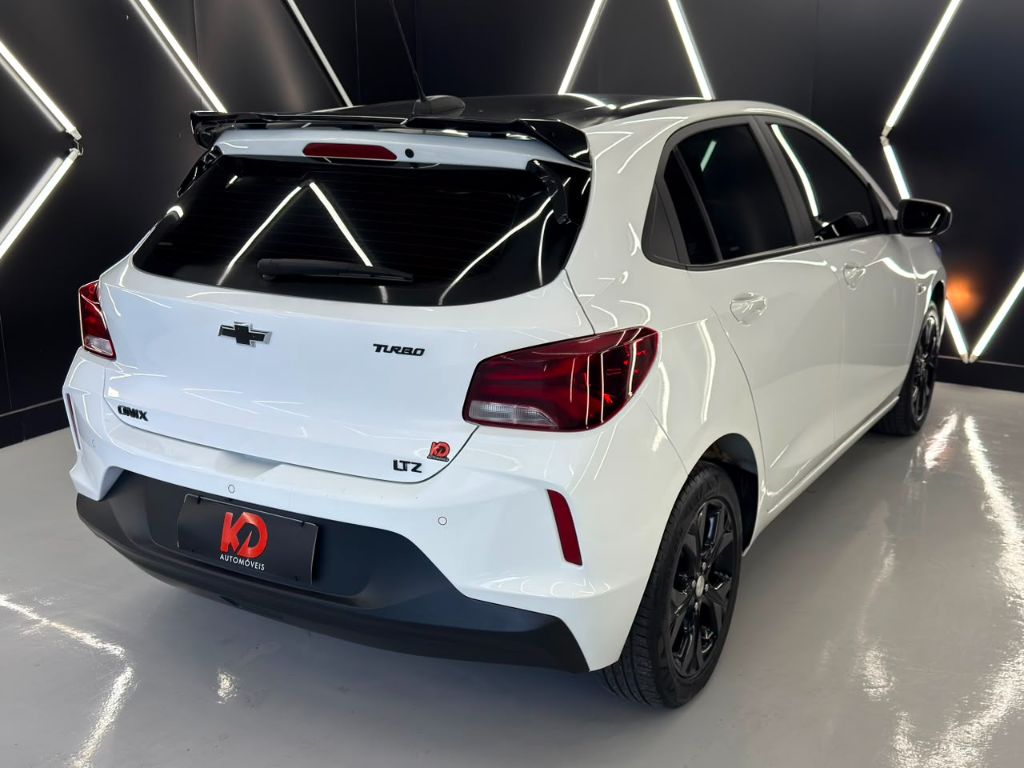 ONIX HATCH 1.0 LTZ AT — foto 5