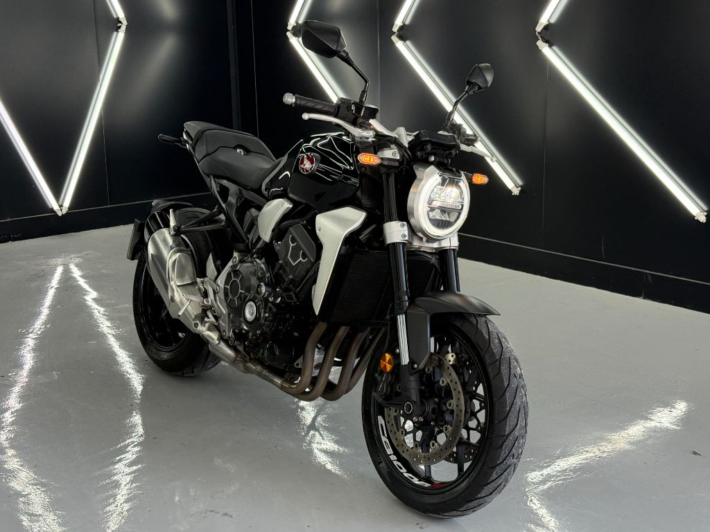 CB 1000R — foto 2