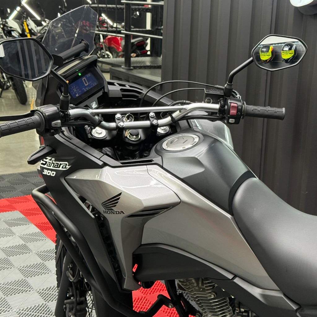 XRE 300 SAHARA — foto 9