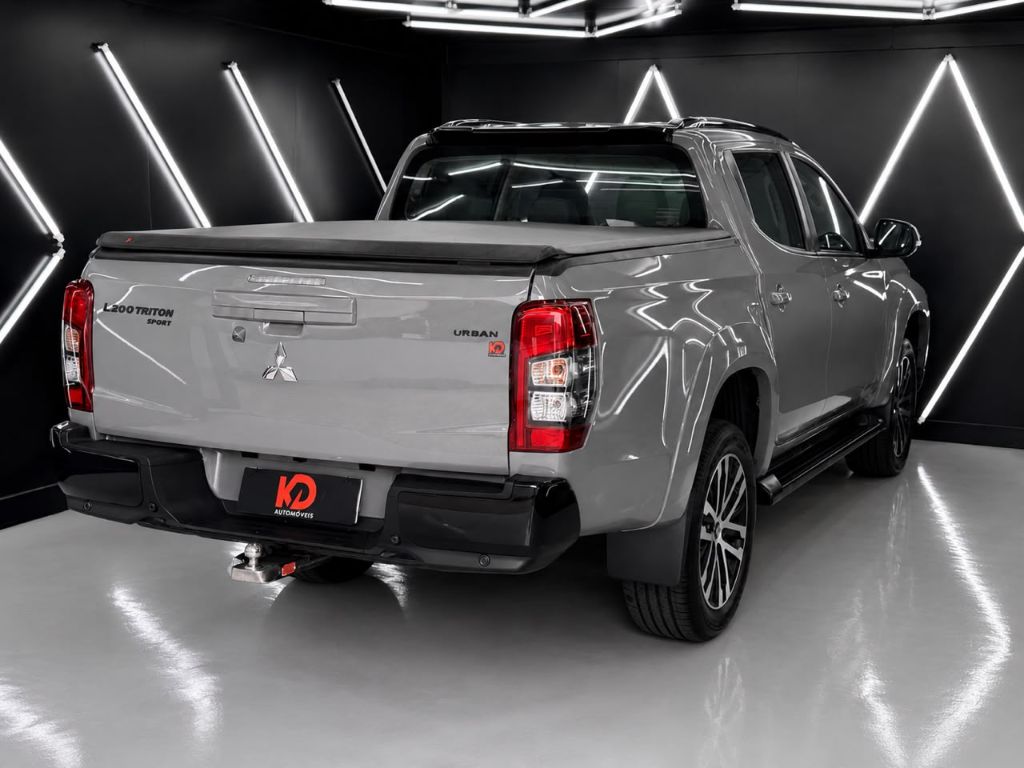 L200 TRITON 2.4 HPE-S URBAN 4X4 — foto 5