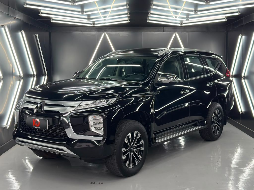 PAJERO SPORT 2.4 HPE-S 4X4 7 LUGARES — foto 1