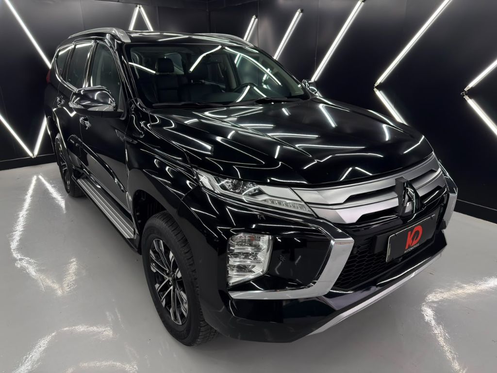 PAJERO SPORT 2.4 HPE-S 4X4 7 LUGARES — foto 2