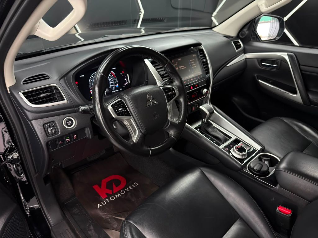 PAJERO SPORT 2.4 HPE-S 4X4 7 LUGARES — foto 9