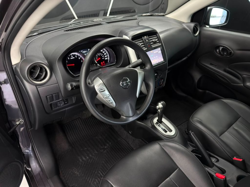 VERSA 1.6 V-DRIVE PLUS AT — foto 9