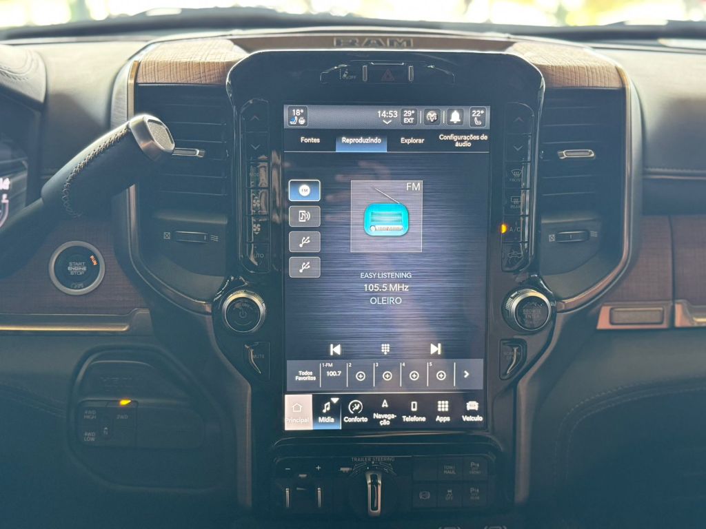 3500 6.7 LIMITED LONGHORN — foto 11