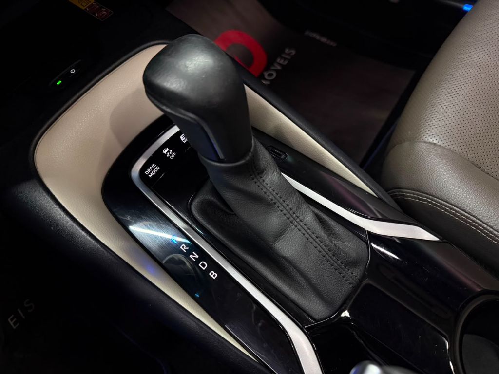 COROLLA 1.8 ALTIS PREMIUM HÍBRIDO — foto 12