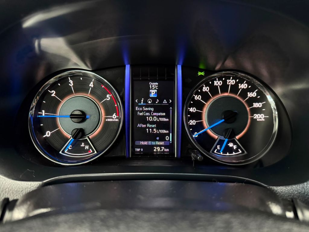 HILUX SW4 2.8 SRX 4X4 AT 7 LUGARES — foto 10