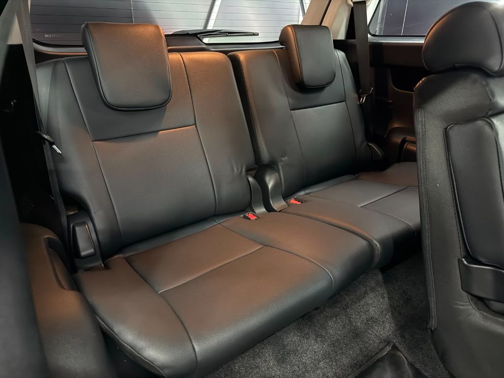 HILUX SW4 2.8 SRX PLATINUM 4X4 AT 7 LUGARES — foto 12