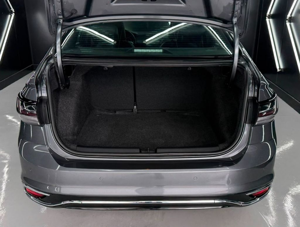 VIRTUS 1.0 200TSI HIGHLINE — foto 13