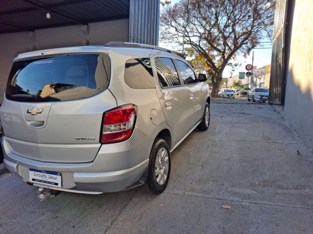 SPIN LTZ 1.8 Flex 7 lugares Automático — foto 13