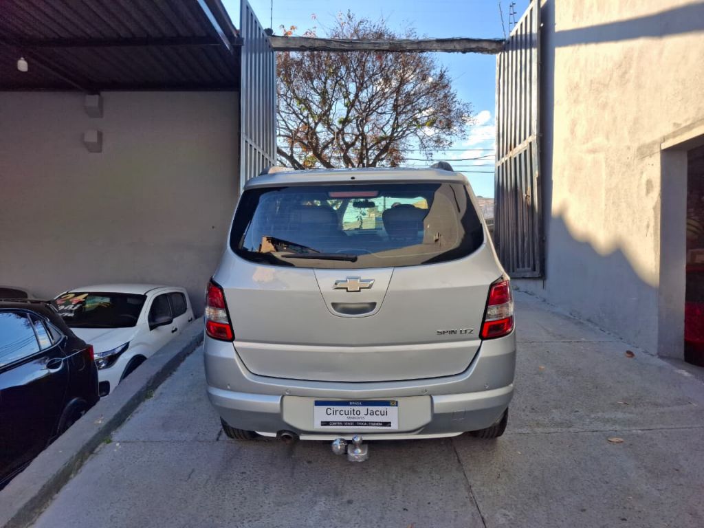 SPIN LTZ 1.8 Flex 7 lugares Automático — foto 12