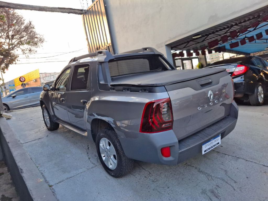 Renault OROCH Expression 1.6 Flex  — foto 4