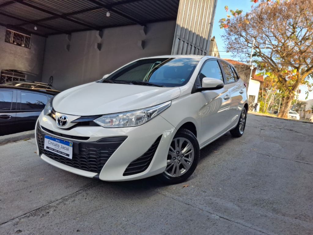YARIS XL Plus Con. 1.5 Flex  Automatico — foto 1