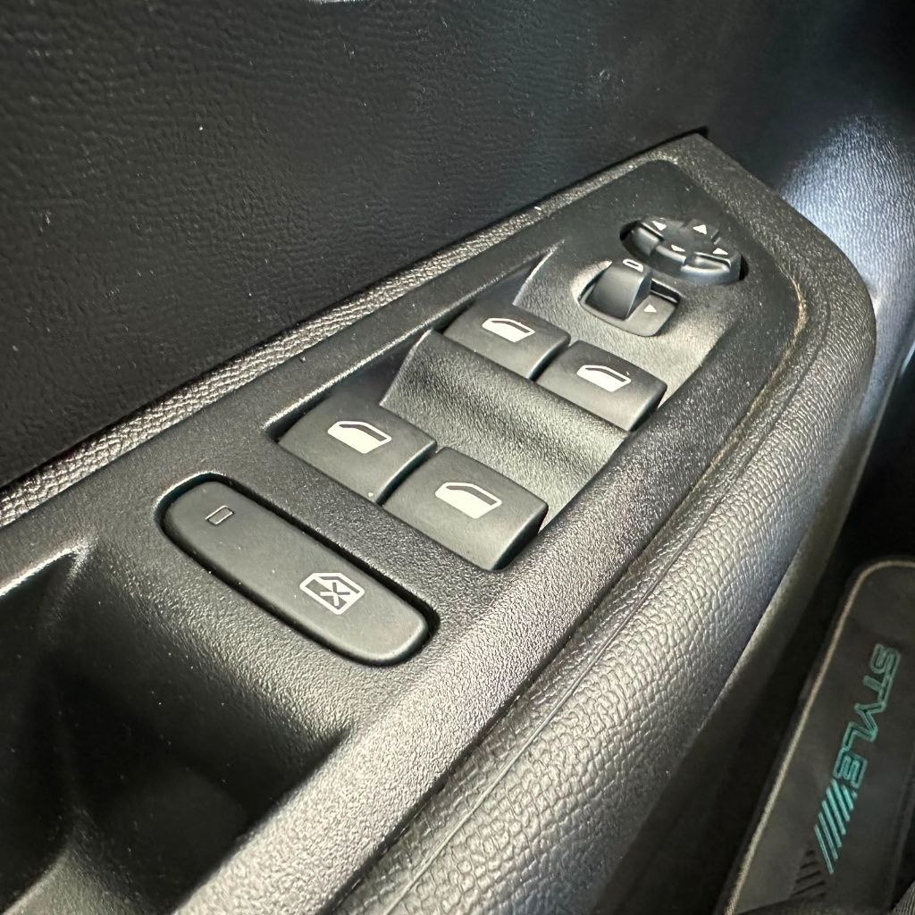 208 Style 1.0 Flex 6V 5p Mec. - foto 16