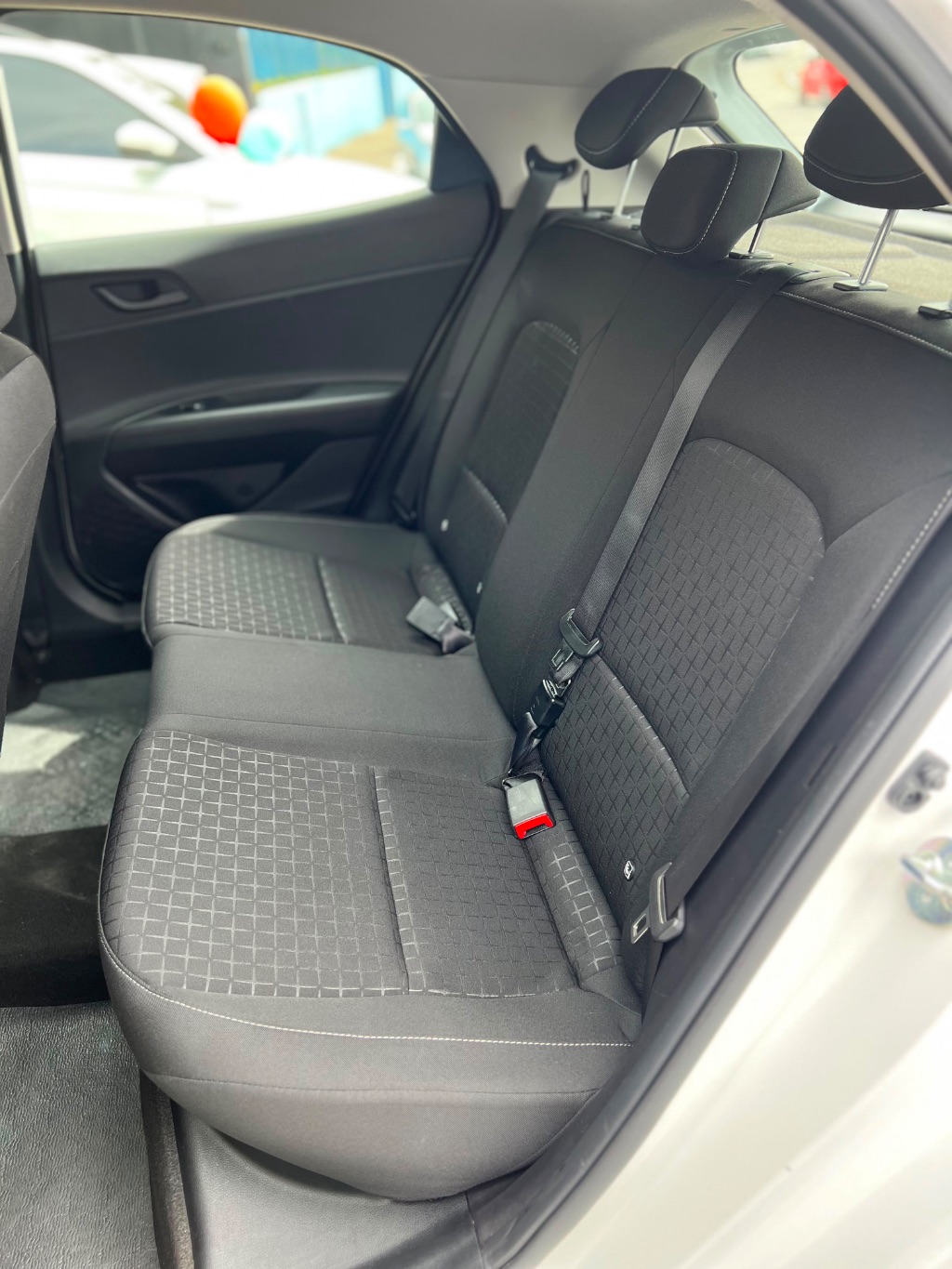 HB20 Comfort Plus 1.0 Flex 12V Mec. — foto 14