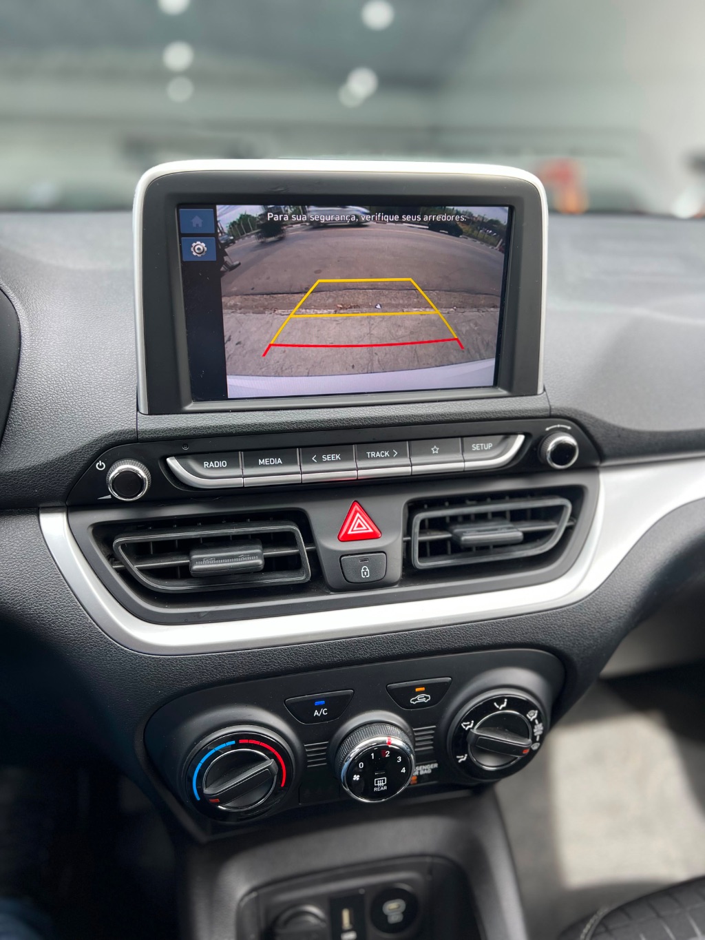 HB20 Comfort Plus 1.0 Flex 12V Mec. — foto 21