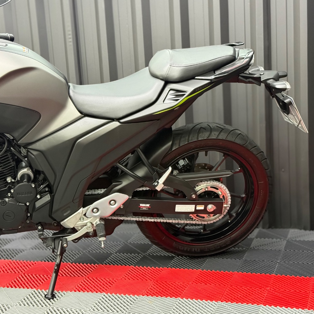 FZ25 250 FAZER FLEX — foto 8