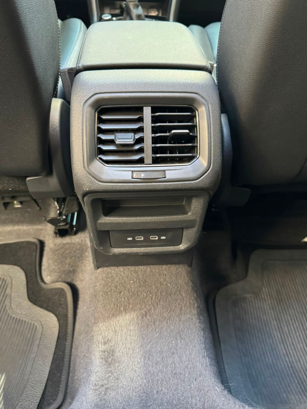 TAOS Highline 1.4 250 TSI Flex Aut. — foto 12