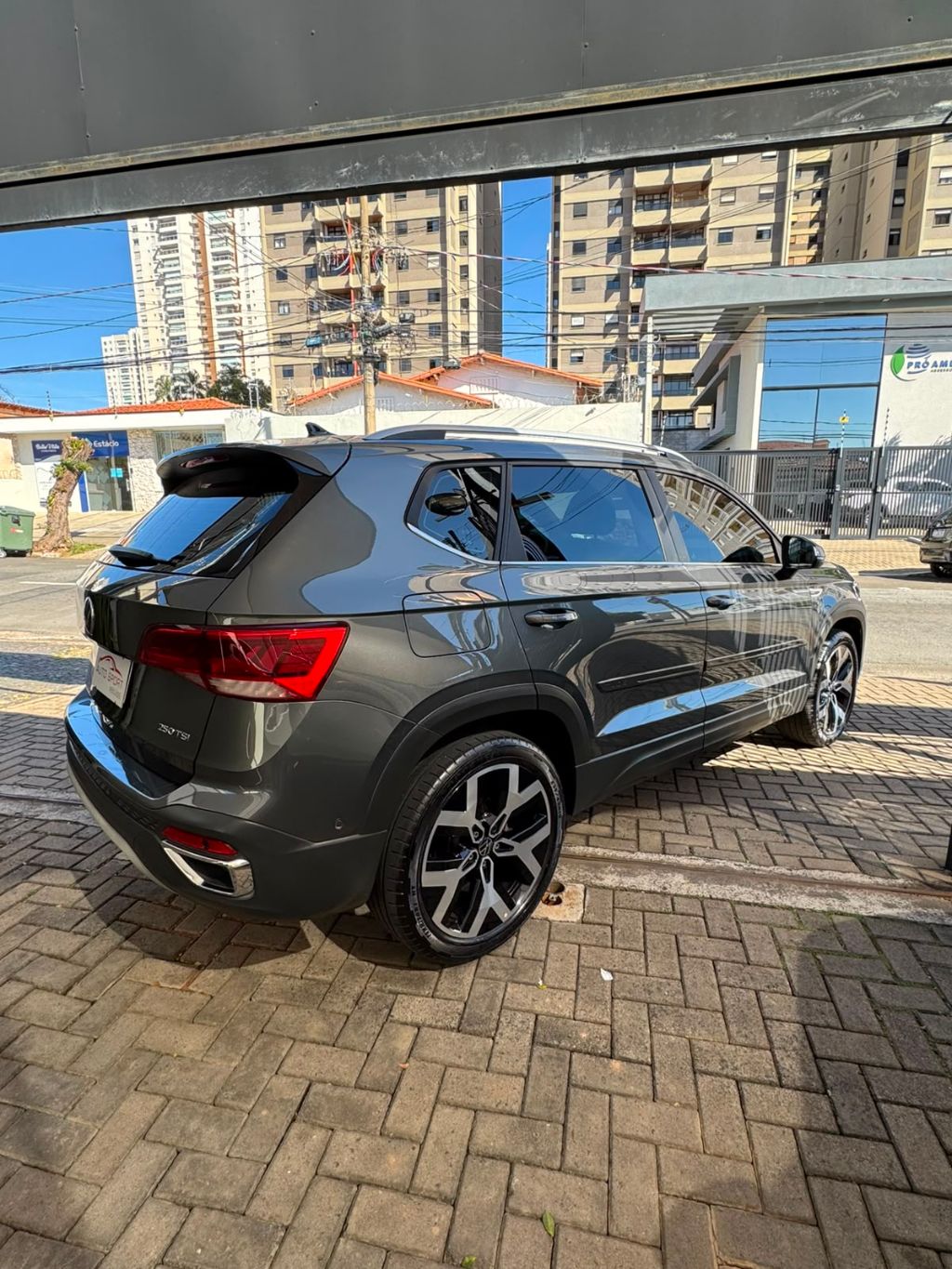 TAOS Highline 1.4 250 TSI Flex Aut. — foto 10
