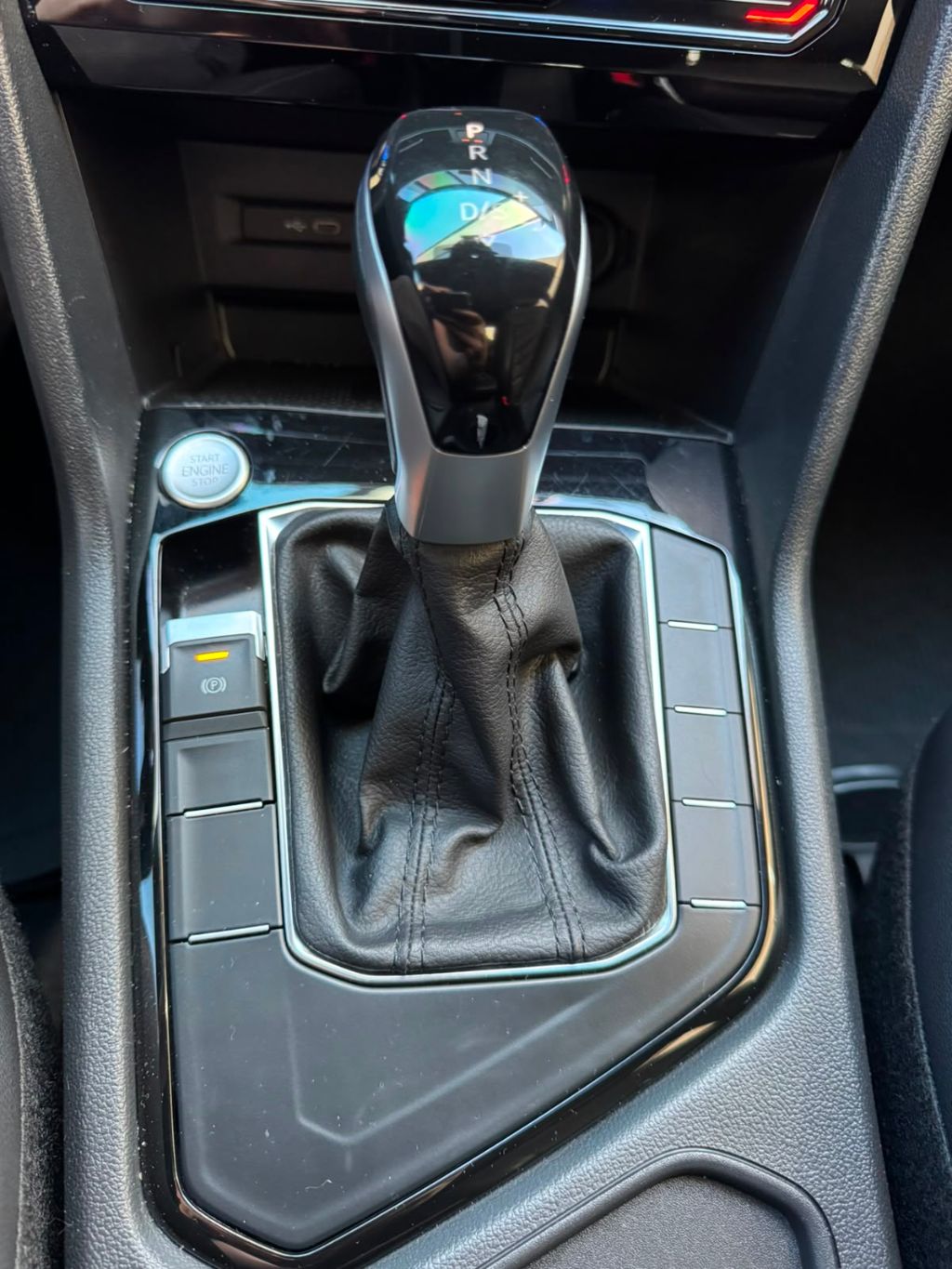 TAOS Highline 1.4 250 TSI Flex Aut. — foto 9