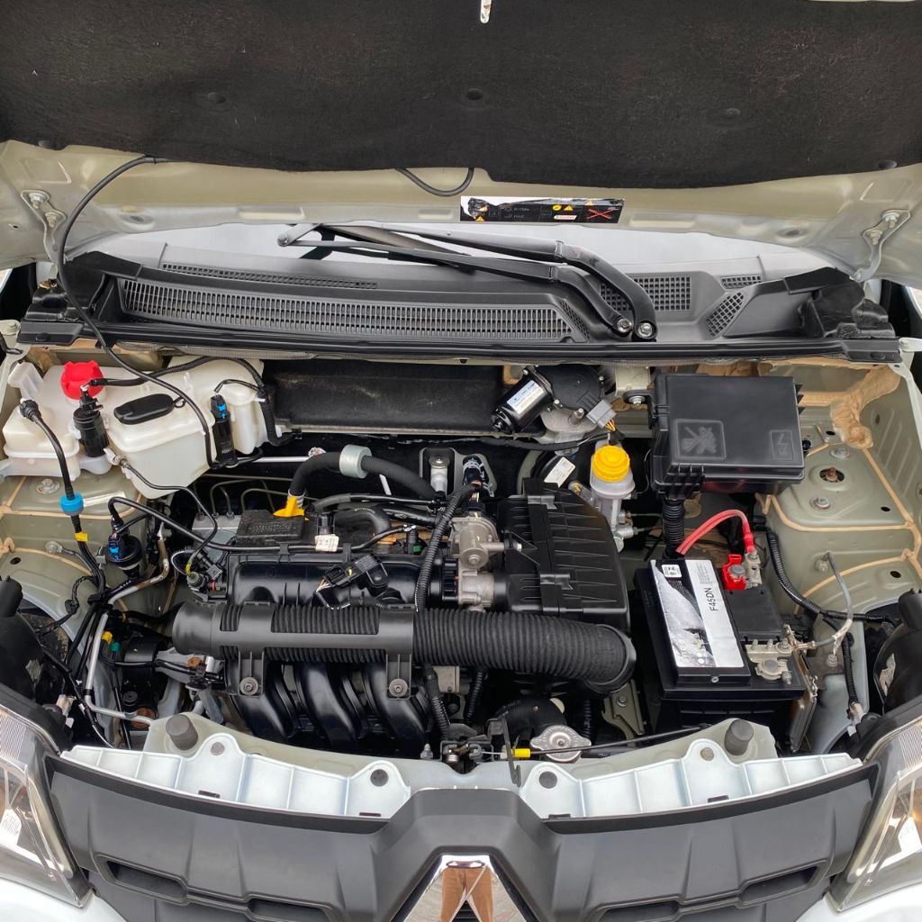 KWID Zen 1.0 Flex 12V 5p Mec. — foto 18