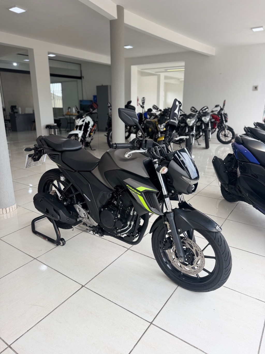 FZ25 250 FAZER FLEX — foto 1