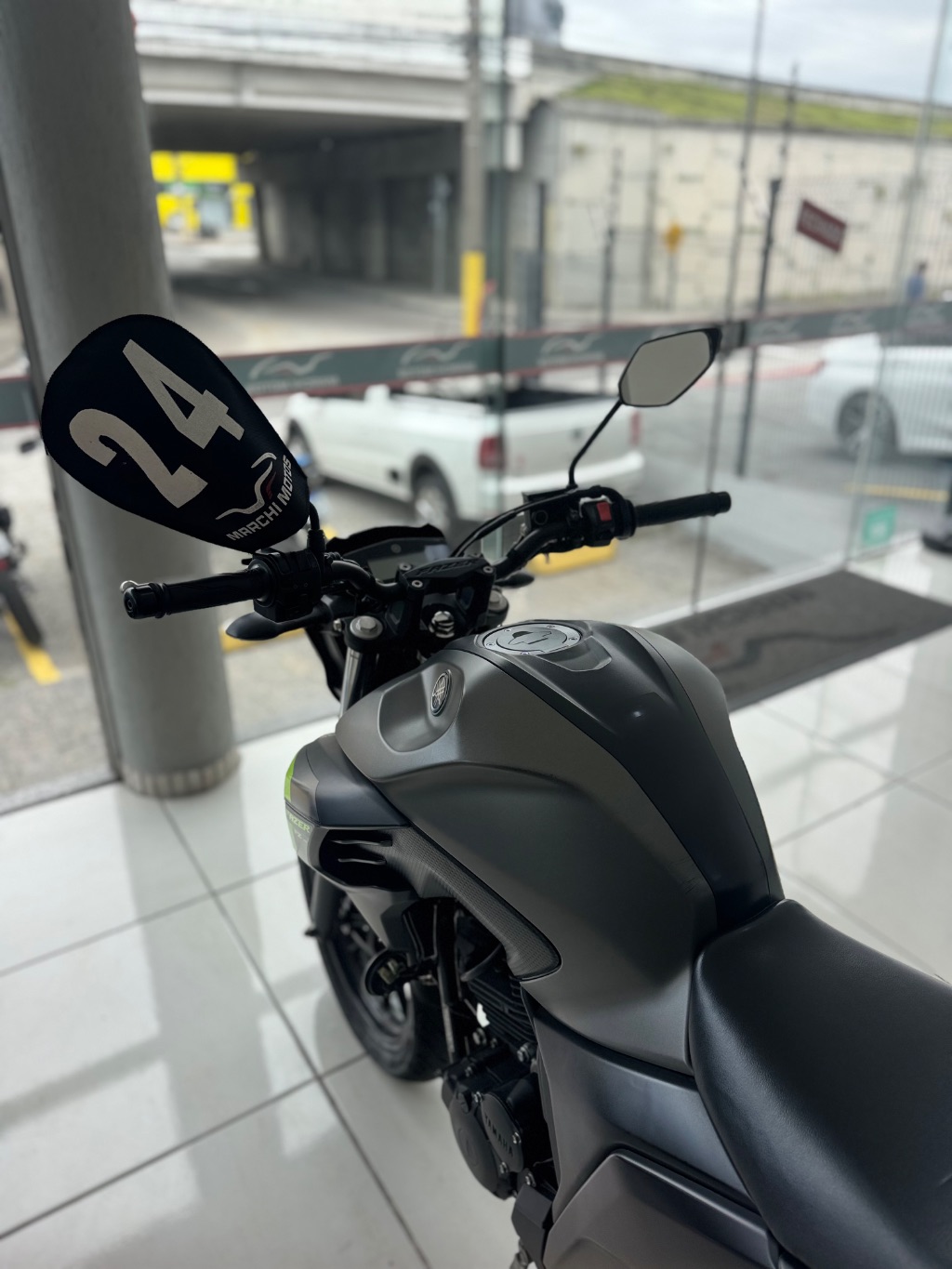 FZ25 250 FAZER FLEX — foto 8