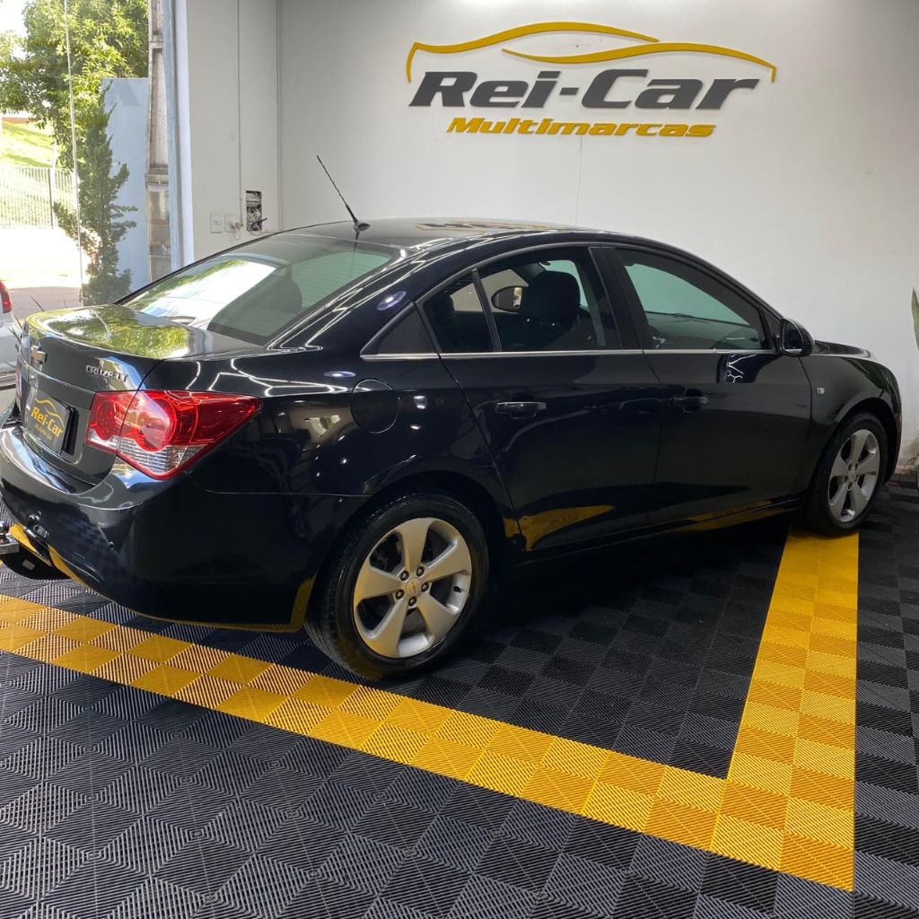 CRUZE LT 1.8 16V FlexPower 4p Aut. — foto 4