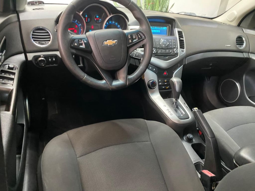 CRUZE LT 1.8 16V FlexPower 4p Aut. — foto 5