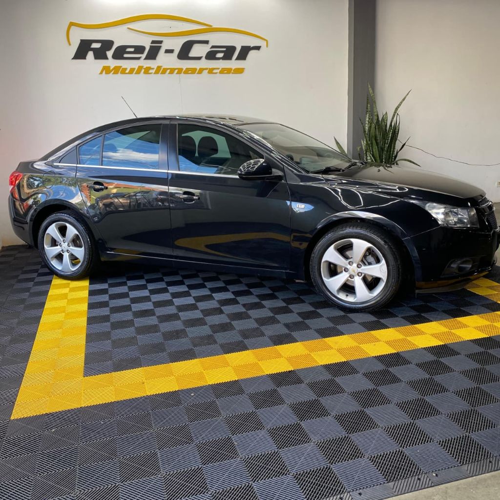 CRUZE LT 1.8 16V FlexPower 4p Aut. — foto 2