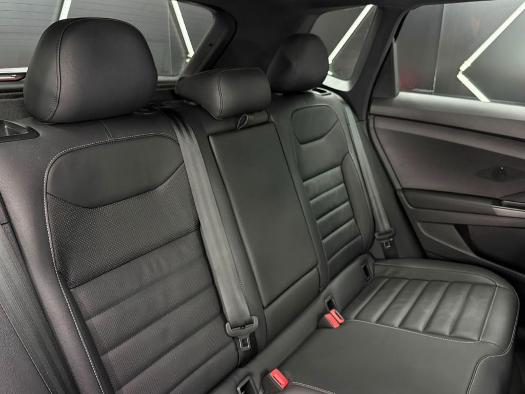 TAOS 1.4 HIGHLINE 250TSI AT  — foto 12