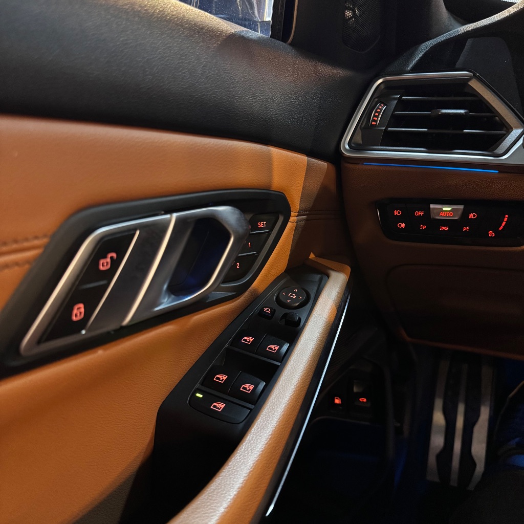 330e M Sport 2.0 Turbo Aut. (Híbrido) — foto 9