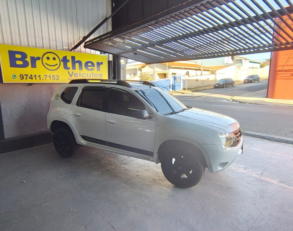 DUSTER Dynamique 1.6 Flex 16V Mec. — foto 3