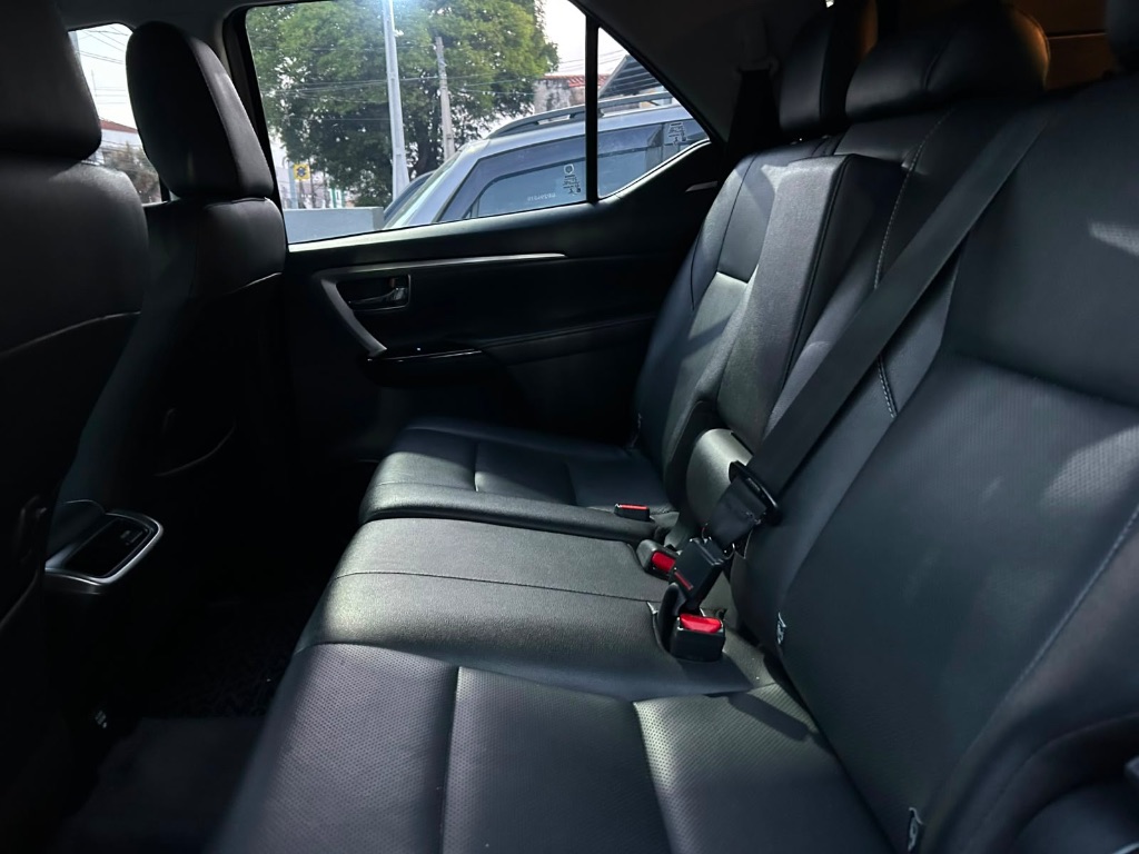 Hilux SW4 SRX 4x4 2.8 TDI 16V Dies. Aut. — foto 9