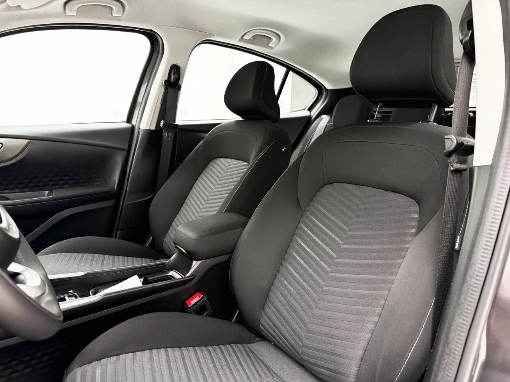 Fastback Audace 1.0 200 T. Flex Aut — foto 9
