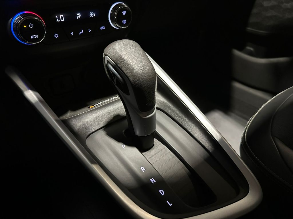 ONIX HATCH PREM. 1.0 12V TB Flex 5p Aut. — foto 15