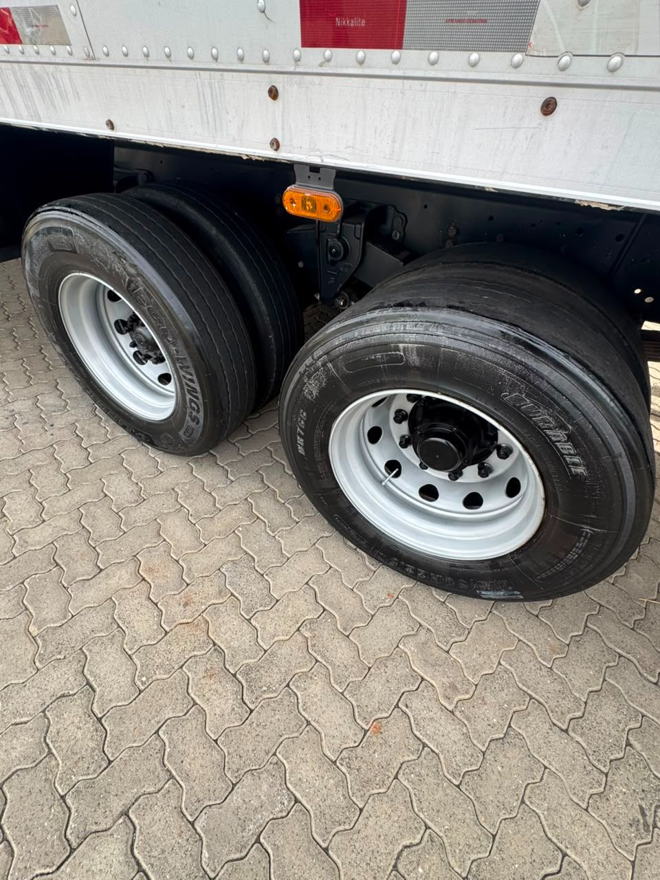 24-280 E Constel. 6x2 2p (diesel)(E5) — foto 10